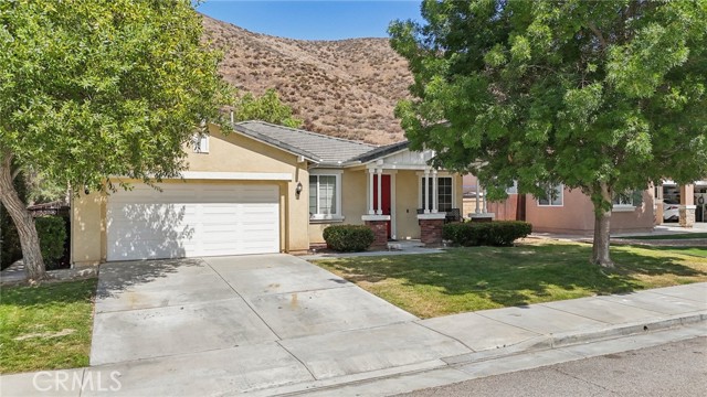 27872 Almont Way, Menifee CA: https://media.crmls.org/medias/bc927e04-e997-40ca-804c-c5b31ad580a3.jpg