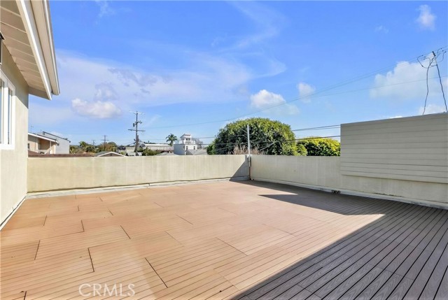 Detail Gallery Image 9 of 32 For 12812 Short, Los Angeles,  CA 90066 - 5 Beds | 3 Baths