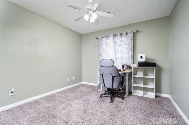 13745 Bel Air Drive, Victorville CA: https://media.crmls.org/medias/bc92c5ca-2520-46c8-951e-d67238471c40.jpg