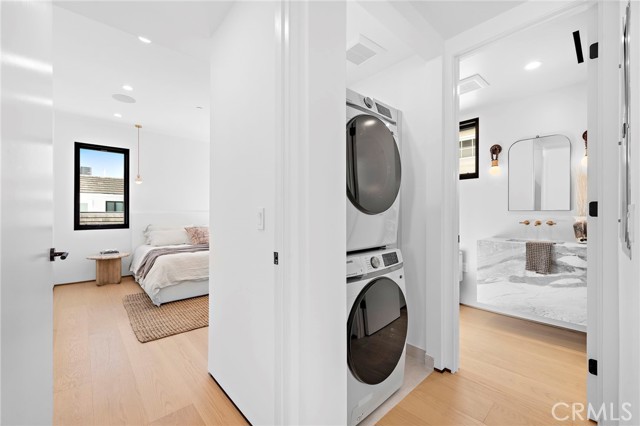 Detail Gallery Image 20 of 54 For 612 1/2 Begonia, Corona Del Mar,  CA 92625 - 2 Beds | 2/1 Baths