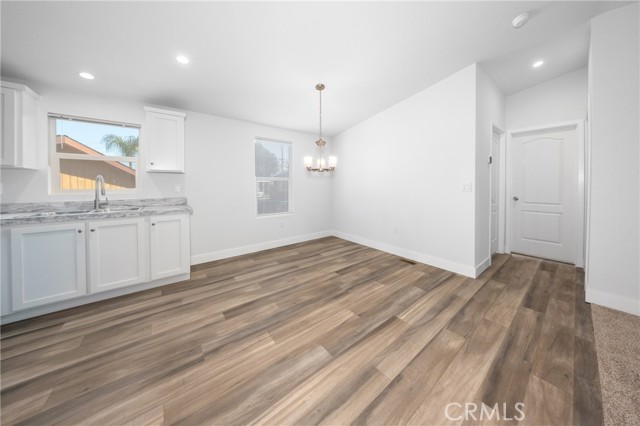 Detail Gallery Image 8 of 32 For 1855 E Riverside Dr #252,  Ontario,  CA 91761 - 3 Beds | 2 Baths