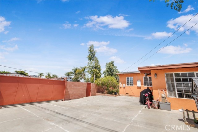 Detail Gallery Image 15 of 32 For 802 Rama Dr., La Puente,  CA 91746 - 4 Beds | 2/1 Baths