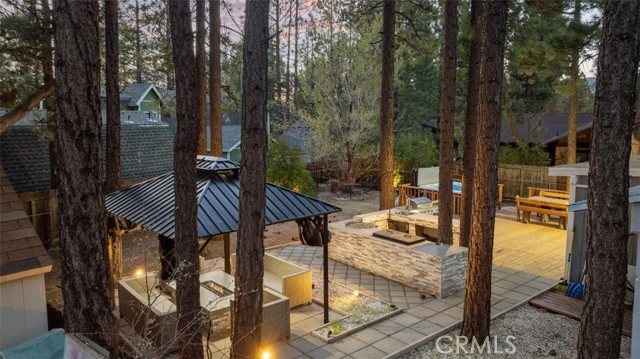 Detail Gallery Image 4 of 22 For 294 Santa Clara, Big Bear Lake,  CA 92315 - 3 Beds | 1/1 Baths