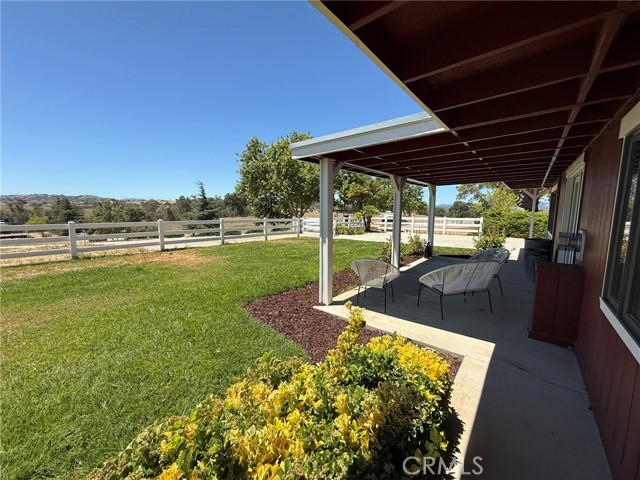 3520 Creston Road, Paso Robles CA: https://media.crmls.org/medias/bc96f8f8-074f-4d1f-9951-be2c8dd54e0f.jpg