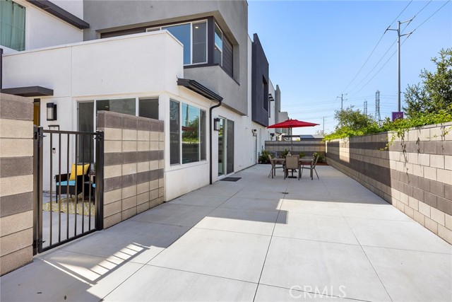 3720 S Allston Paseo, Ontario CA: https://media.crmls.org/medias/bc974c2d-d5c4-4f53-b955-f9ebf93d3cb5.jpg