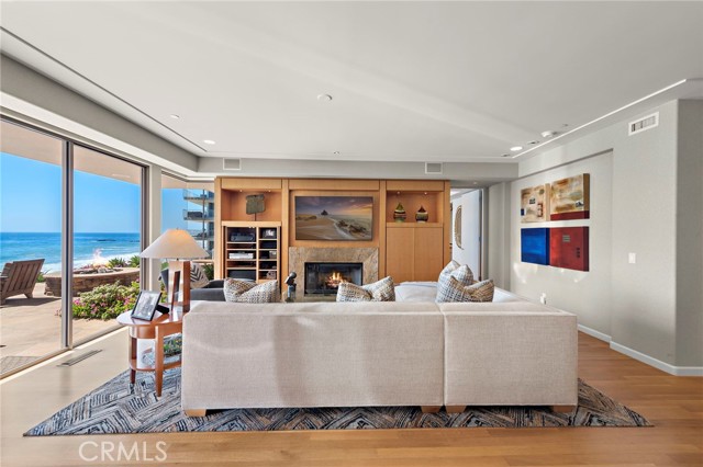Detail Gallery Image 11 of 38 For 1603 S Coast Hwy #F,  Laguna Beach,  CA 92651 - 3 Beds | 3 Baths