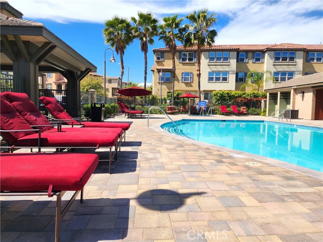 22013 Barrington Way, Saugus CA: https://media.crmls.org/medias/bc9ab1c2-96fe-49ef-a6c9-d7a6b299726a.jpg