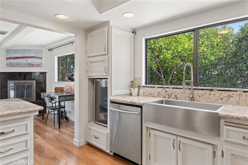 MLS #CV25182103 image #16