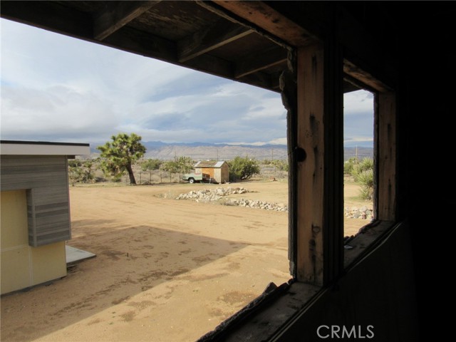 Detail Gallery Image 13 of 28 For 8626 La Contenta Rd, Yucca Valley,  CA 92284 - 2 Beds | 1 Baths