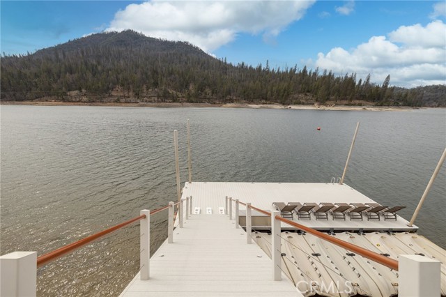 Detail Gallery Image 39 of 74 For 39118 Lake Dr, Bass Lake,  CA 93604 - 6 Beds | 3/1 Baths