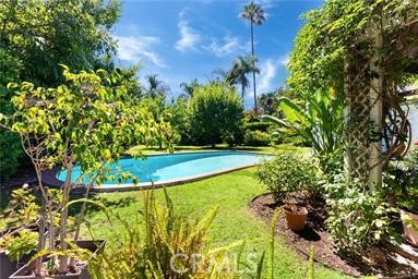 Detail Gallery Image 19 of 28 For 5655 Katherine Ave, Sherman Oaks,  CA 91401 - 2 Beds | 1 Baths