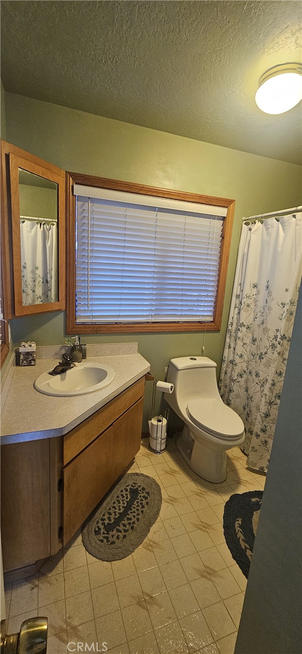 Detail Gallery Image 11 of 21 For 830 Chamois Dr, Crestline,  CA 92325 - 3 Beds | 2/1 Baths