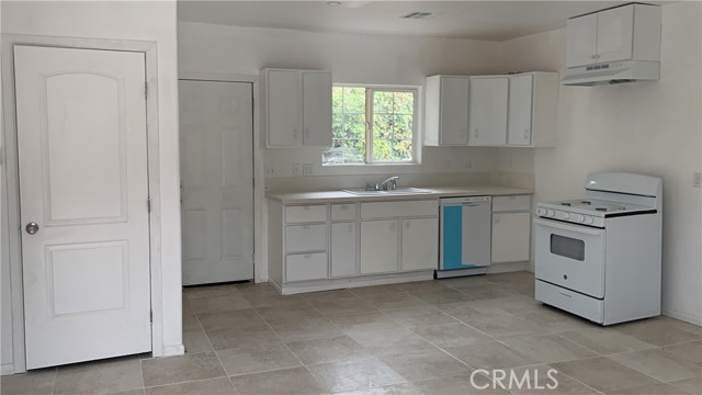 Front Image Thumbnail for CRWS26023268