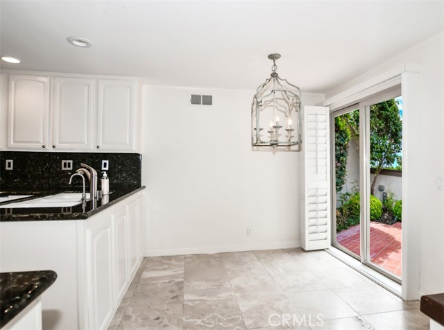 Detail Gallery Image 15 of 42 For 6 Seafaring Dr, Corona Del Mar,  CA 92625 - 2 Beds | 2 Baths