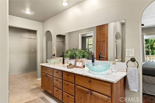 4680 Songbird, Chico CA: https://media.crmls.org/medias/bc9f4c9c-dcf2-4f13-80a5-f4b039b65860.jpg
