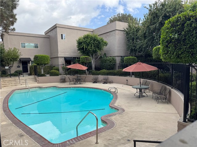 Detail Gallery Image 24 of 28 For 577 Fairview Ave., Arcadia,  CA 91007 - 2 Beds | 2 Baths