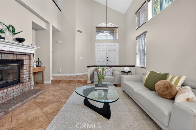 Detail Gallery Image 8 of 51 For 4997 Agate, Chino Hills,  CA 91709 - 3 Beds | 2/1 Baths