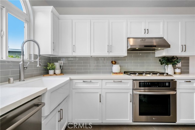 1506 Harper Avenue, Redondo Beach, California 90278, 4 Bedrooms Bedrooms, ,1 BathroomBathrooms,Residential,Sold,Harper,SB21222844