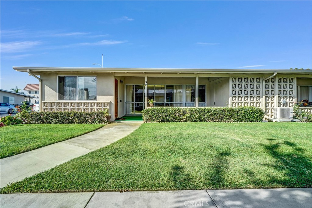 13500 Saint Andrews #7F