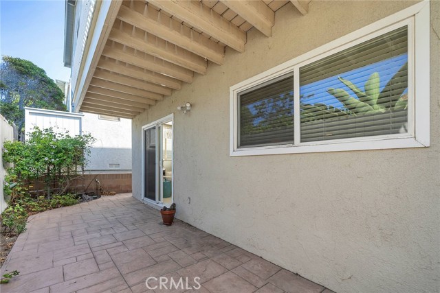 641 13th Street, Manhattan Beach, California 90266, 4 Bedrooms Bedrooms, ,1 BathroomBathrooms,Residential,Sold,13th,SB22214141