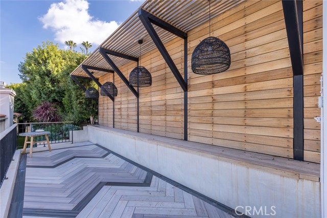 13714 Valley Vista, Sherman Oaks CA: https://media.crmls.org/medias/bca21a7b-05f0-489e-91fb-13fc5a798dca.jpg