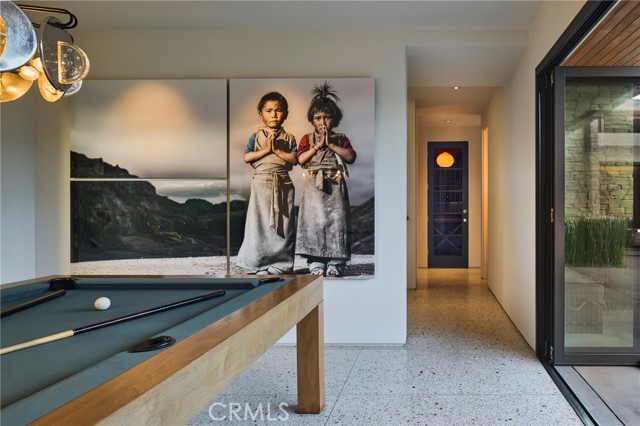 Detail Gallery Image 19 of 61 For 1112 Park St, Huntington Beach,  CA 92648 - 6 Beds | 6/2 Baths