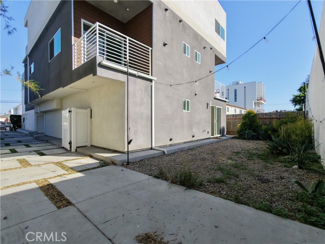 5635 Klump Avenue photo 37