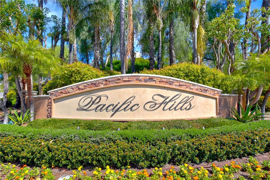 MLS #OC25276815 image #35