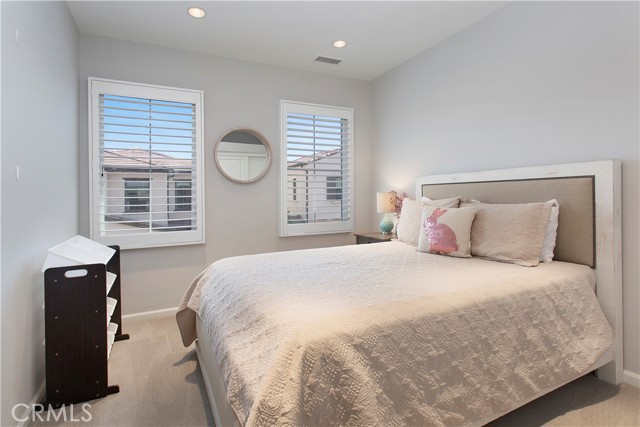 Detail Gallery Image 9 of 16 For 231 Rodeo, Irvine,  CA 92602 - 3 Beds | 2/1 Baths