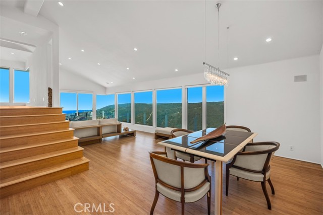 Detail Gallery Image 6 of 23 For 1415 Skyline Drive, Laguna Beach,  CA 92651 - 3 Beds | 4 Baths