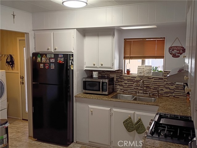 Detail Gallery Image 12 of 49 For 1444 Michigan Ave #50,  Beaumont,  CA 92223 - 4 Beds | 2 Baths