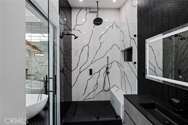 Detail Gallery Image 23 of 70 For 28056 Palos Verdes Dr, Rancho Palos Verdes,  CA 90275 - 5 Beds | 4/1 Baths