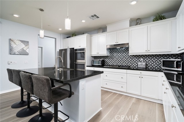 Detail Gallery Image 15 of 55 For 2929 E Penny, Ontario,  CA 91761 - 3 Beds | 2/1 Baths