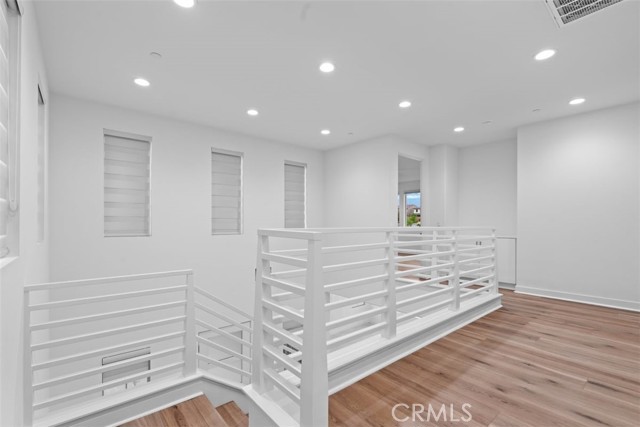 Detail Gallery Image 12 of 45 For 35963 Bertain Dr, Palm Desert,  CA 92211 - 4 Beds | 3/1 Baths