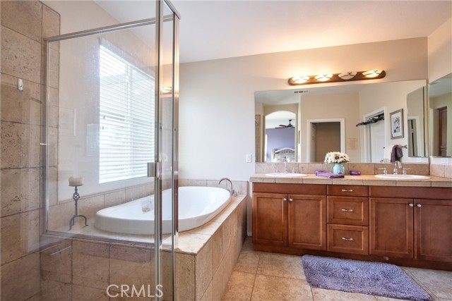 25199 Loring Road, Wildomar CA: https://media.crmls.org/medias/bca70eea-1215-43d1-bc77-484e41663c80.jpg