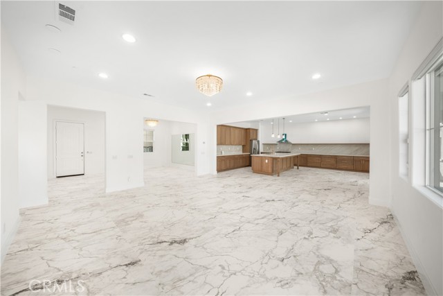 Detail Gallery Image 6 of 53 For 12210 Alamo, Rancho Cucamonga,  CA 91739 - 5 Beds | 4/1 Baths