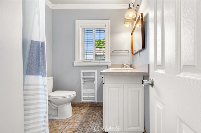 Detail Gallery Image 20 of 32 For 11136 Lyndora, Norwalk,  CA 90650 - 3 Beds | 2 Baths