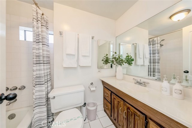 516 Orange Grove Avenue, South Pasadena CA: https://media.crmls.org/medias/bca8812c-343c-4dcd-83b9-1d2ca2c79444.jpg