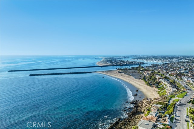 Detail Gallery Image 8 of 11 For 316 Orchid Ave, Corona Del Mar,  CA 92625 - 2 Beds | 1 Baths