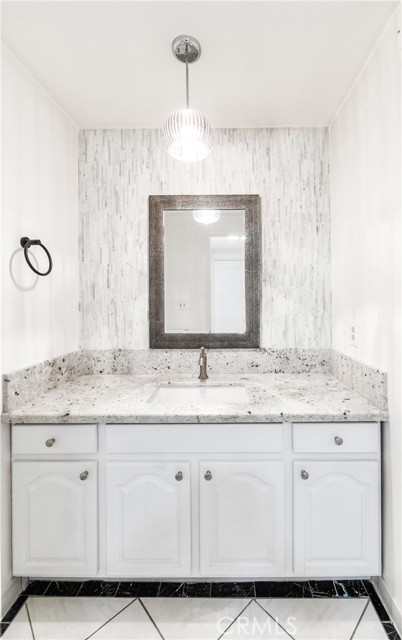 Detail Gallery Image 28 of 67 For 16293 Wayfarer Ln, Huntington Beach,  CA 92649 - 5 Beds | 3/1 Baths