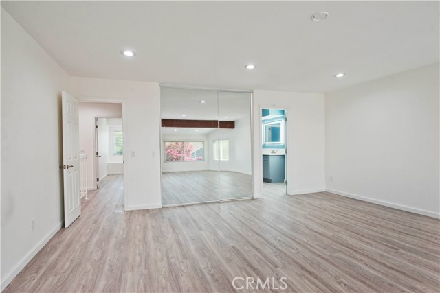 20227 Elkwood Street, Winnetka CA: https://media.crmls.org/medias/bca9cb87-6f6b-4666-9790-099a93588f2d.jpg