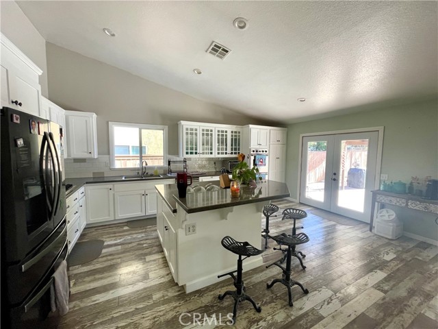Detail Gallery Image 7 of 25 For 25065 Clover Creek Ln, Menifee,  CA 92584 - 3 Beds | 2 Baths