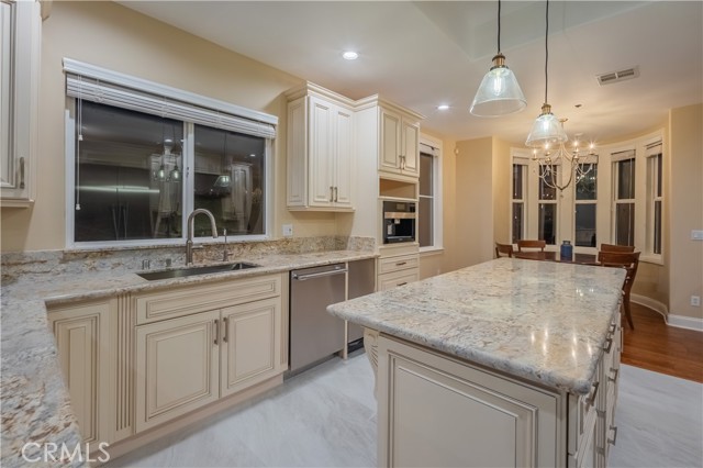 3499 Viewfield Avenue, Hacienda Heights CA: https://media.crmls.org/medias/bcaa652a-eb6c-4647-a078-049eca31b2e8.jpg