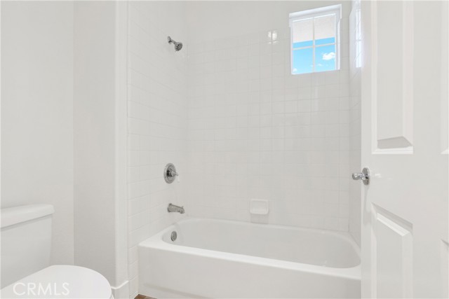2 Grapevine, Irvine CA: https://media.crmls.org/medias/bcaaa895-8a09-4086-9cf8-bf14779e511a.jpg