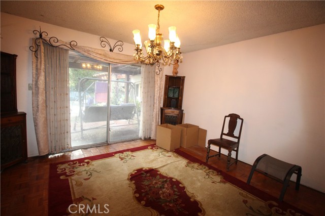 186 West Sidlee Street photo 8