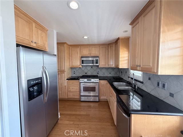 14647 Dickens, 8 photo 8