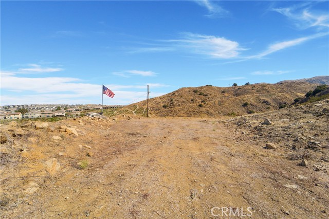 11085 Canyon Circle, Corona CA: https://media.crmls.org/medias/bcadc9ef-e5b4-41ef-8895-93c16ace297d.jpg