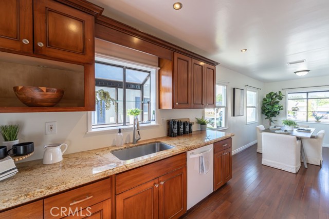 Detail Gallery Image 16 of 43 For 4333 Palo Verde, Lakewood,  CA 90713 - 3 Beds | 2 Baths