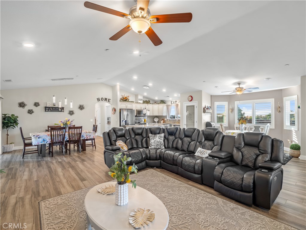 MLS #FR25095464 img 12