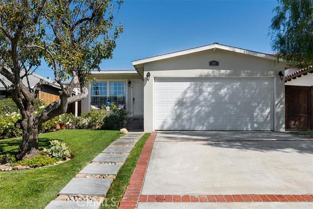 408 Irena Avenue, Redondo Beach, California 90277, 3 Bedrooms Bedrooms, ,2 BathroomsBathrooms,Residential,Sold,Irena,SB15253817